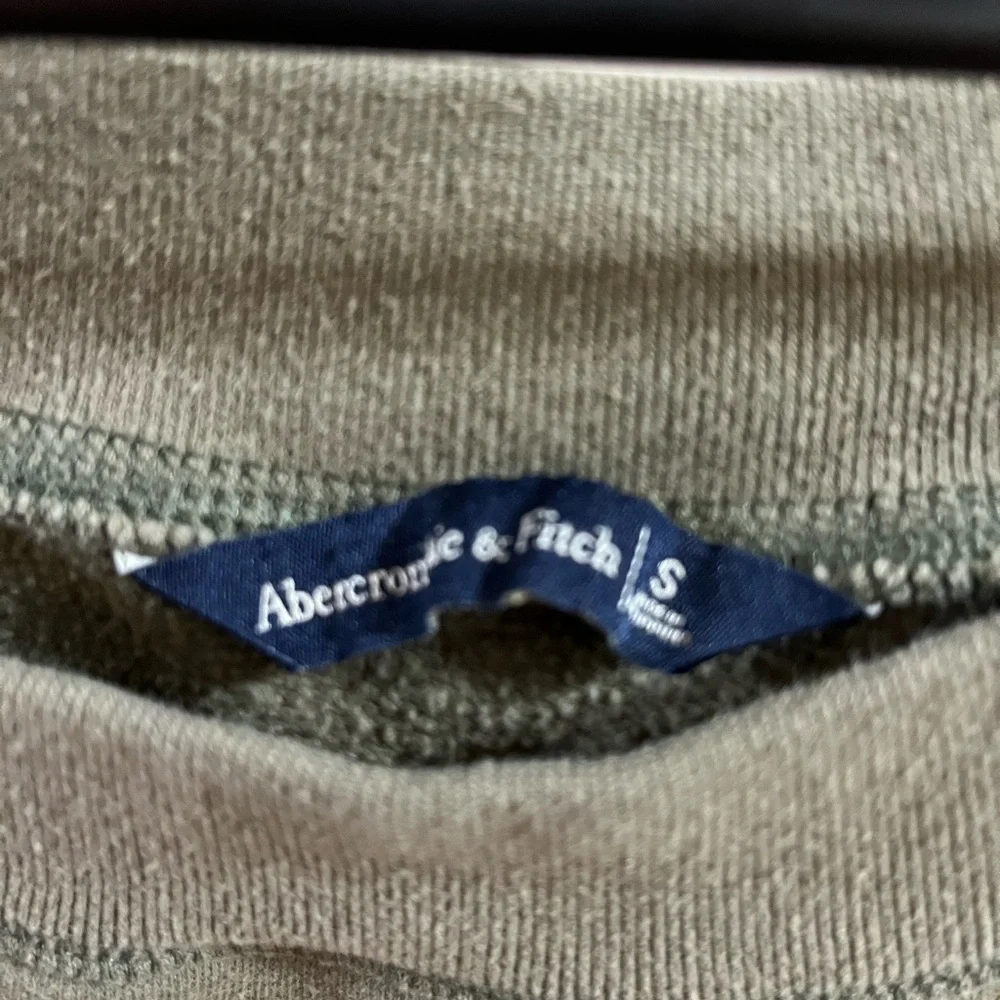 Abercrombie & Fitch abercrombie fitch